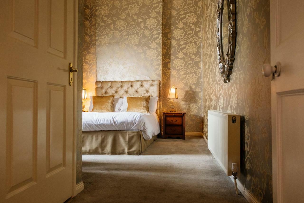 The Stables Townhouse B&B Birr Exterior photo